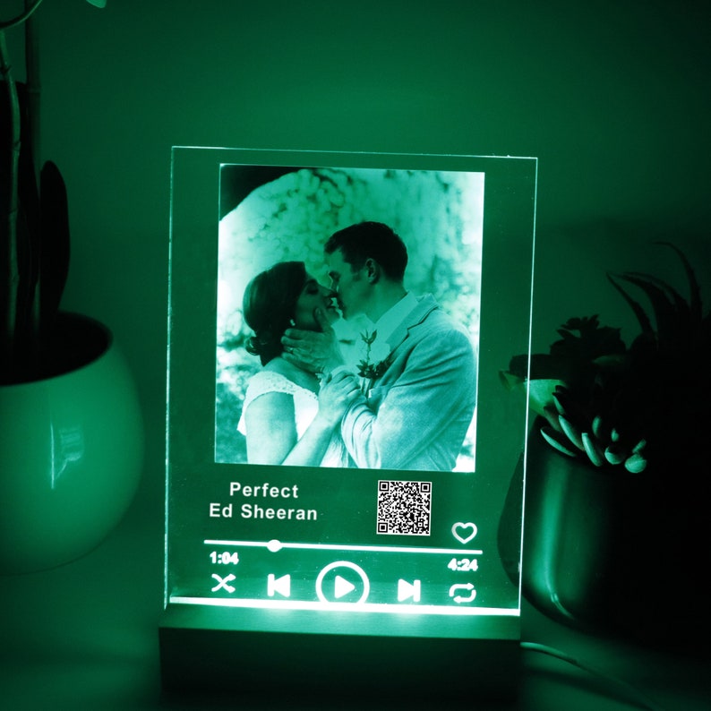 Personalized LED Music & Photo Plaque Night Light, Custom Couple Song Music Plaque Music Art Romantic Gifts, Custom Couple Picture Plaque
